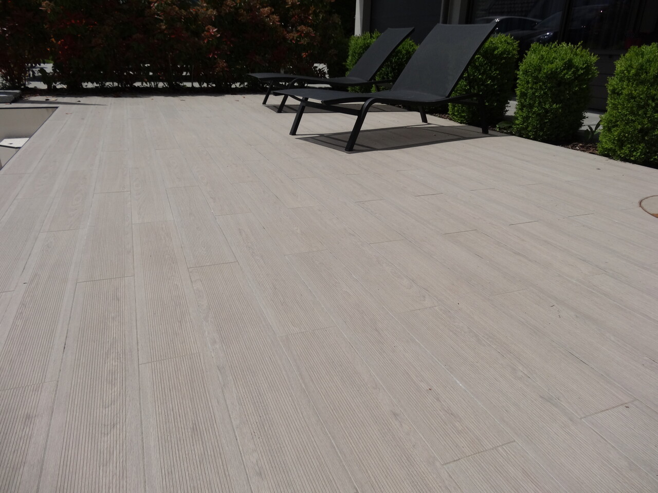 Terrasse et escalier extérieur sur la Riviera – Terrasse (Riviera)