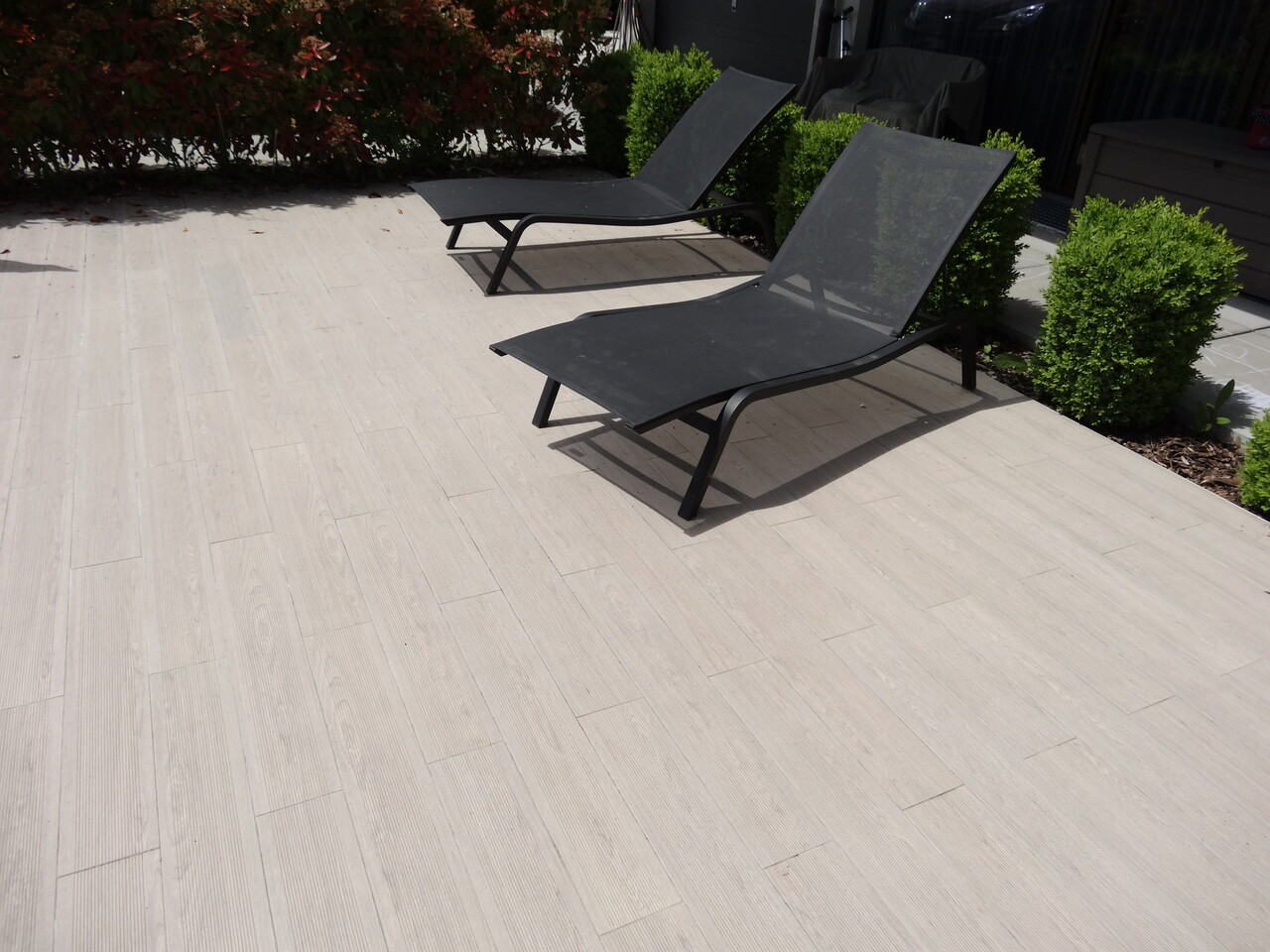 Terrasse et escalier extérieur sur la Riviera – Terrasse (Riviera)