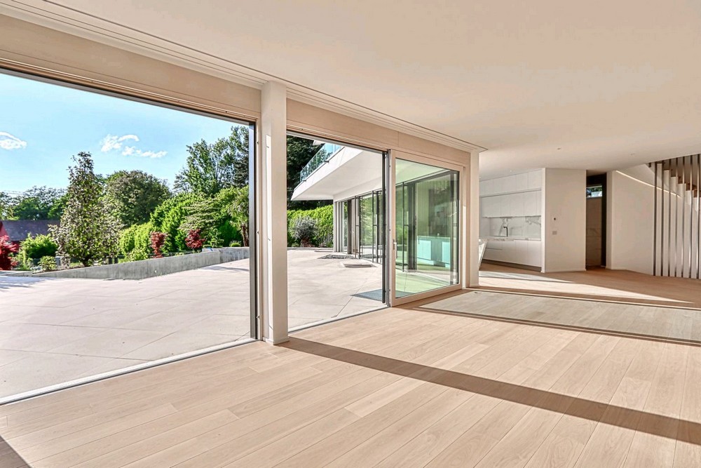 Villa avec piscine sur la Riviera – Intérieur (Riviera)