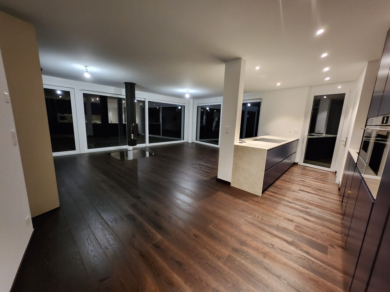 Villa sur l'Arc lémanique – Séjour et chambres (Ouest lausannois)