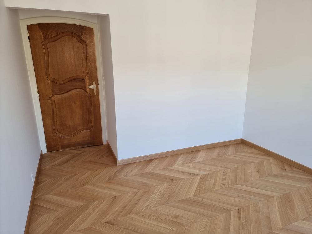 Appartement ancien rénové en Valais central – Pièces (Valais central)
