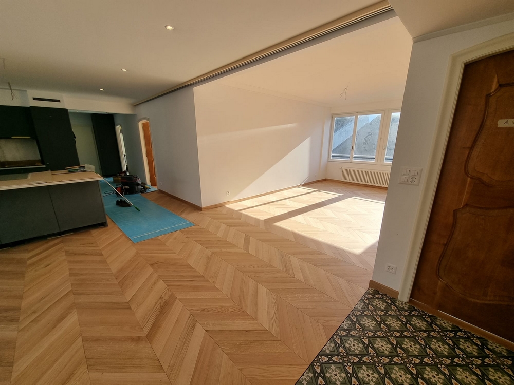 Appartement ancien rénové en Valais central – Pièces (Valais central)