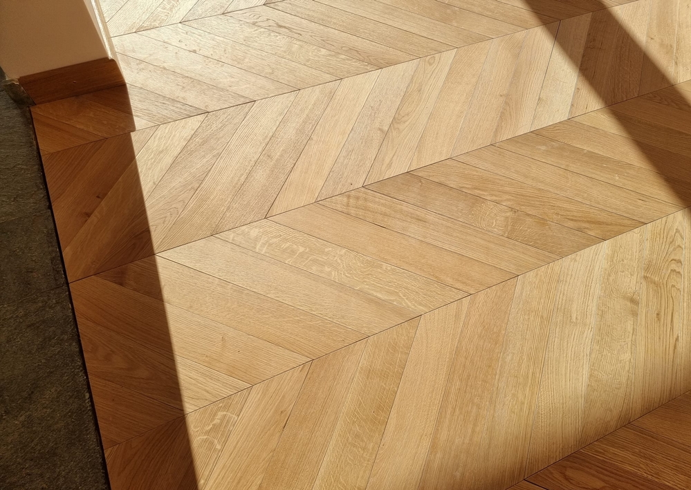 Appartement ancien rénové en Valais central – Pièces (Valais central)