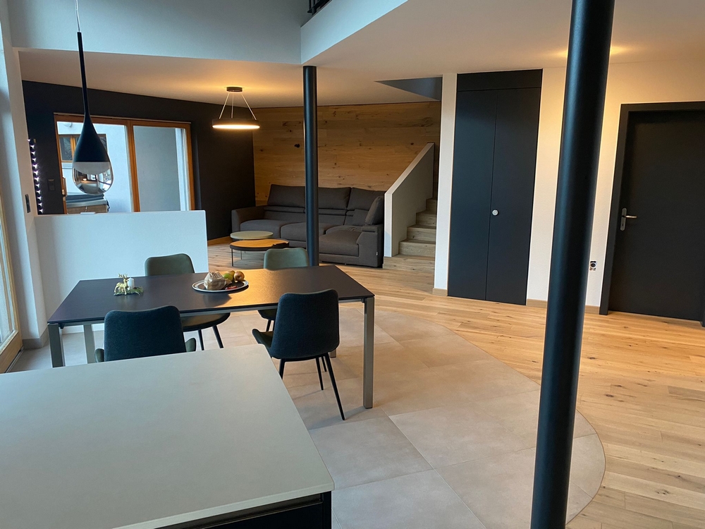Villa contemporaine en Valais central – Pièces à vivre (Valais central)