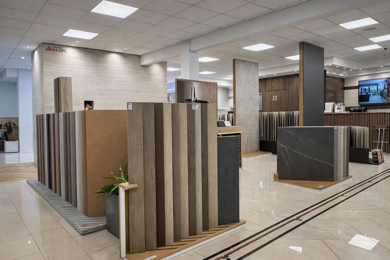 Conseil au showroom Carry Shop