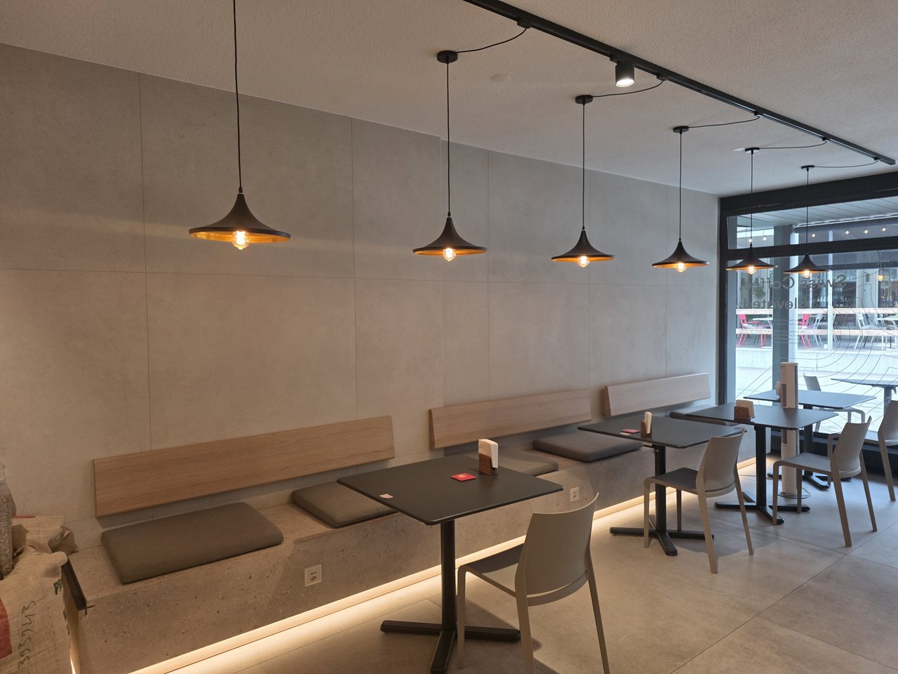 Café-torréfaction dans l'Oberland bernois – Salle (Oberland bernois)